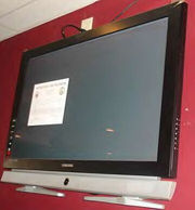 For sale: Samsung HP-R4252 42 in Flat Panel Plasma TV